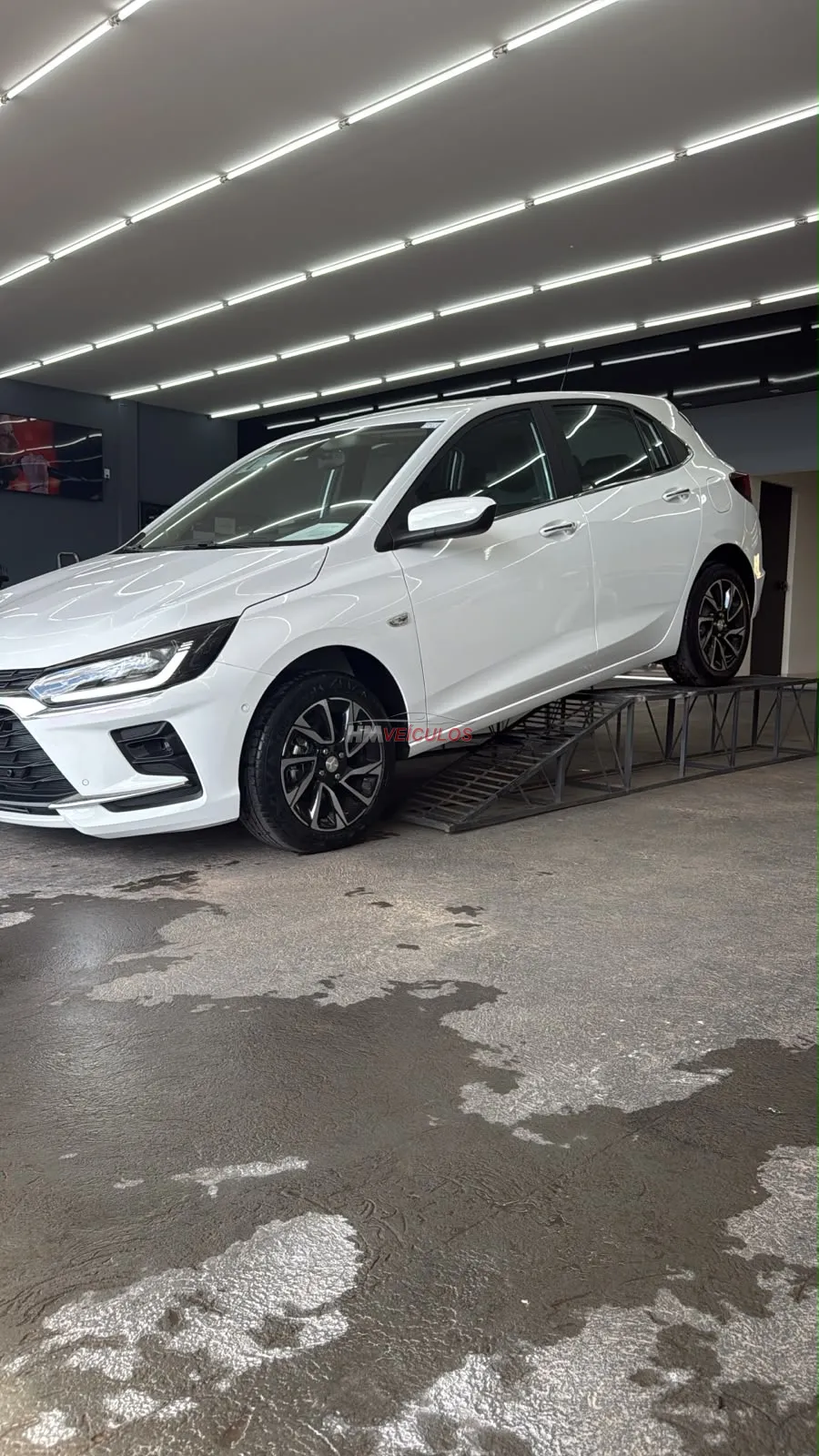 GM - Chevrolet ONIX HATCH PREM. 1.0 12V TB Flex 5p Aut. 2026